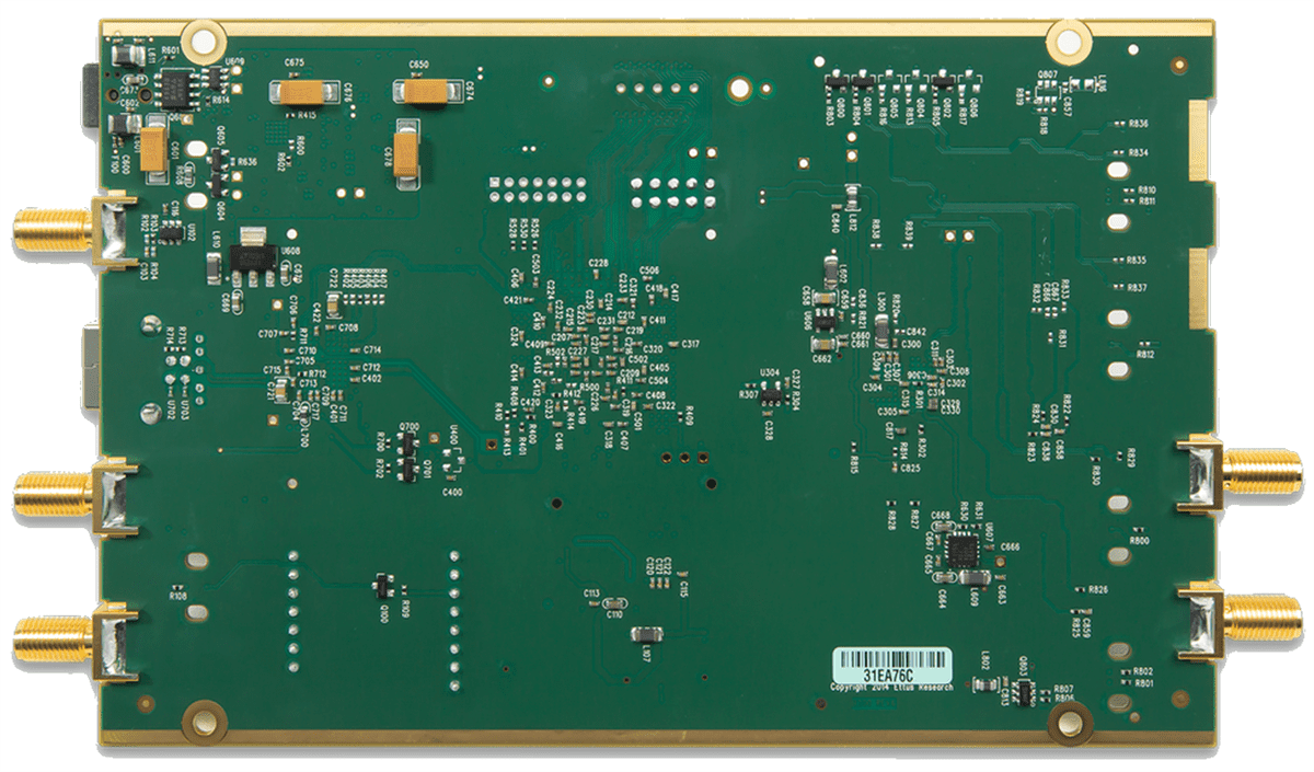 Digilent B200 Ettus USRP SDR/Cognitive Radio Digilent B200 Ettus USRP SDR/Cognitive Radio